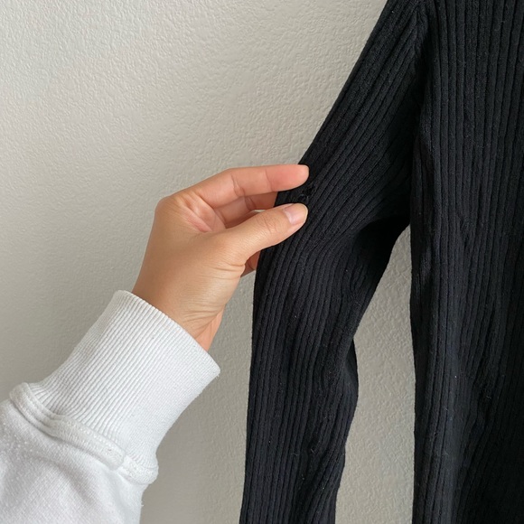 L’Agence Black Ribbed Knit Cardigan - Picture 3 of 7